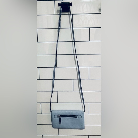 Marc Jacobs baby blue leather crossbody wallet Bag - Picture 2 of 6